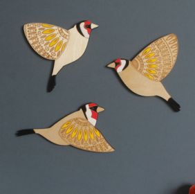 Wooden Flying Bird Wall Hanging Decoration Wall Pendant (Option: Gray Capped Greenfinch)